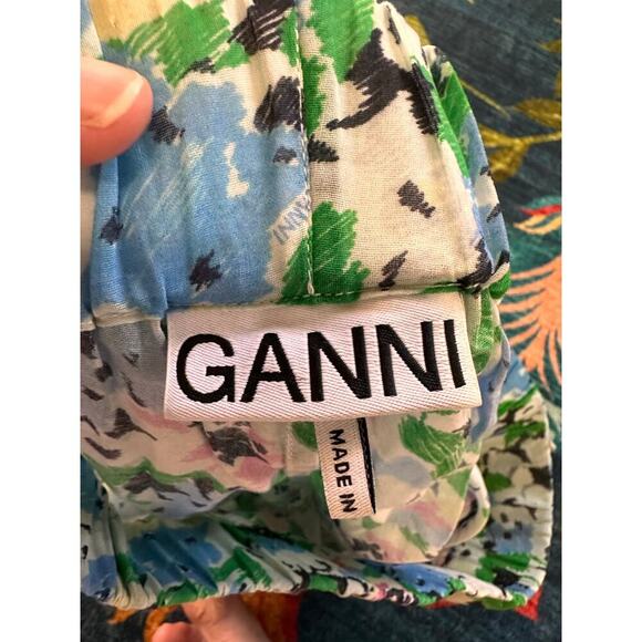 NWOT Ganni Floral Ruffle-Trim Shorts Size 42 / Large - Picture 6 of 9